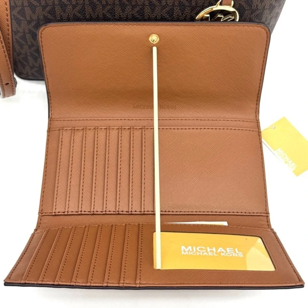 Michael Kors Jet Set Travel Extra-Small Top-Zip lote Bag & Trifold Wallet Brown
